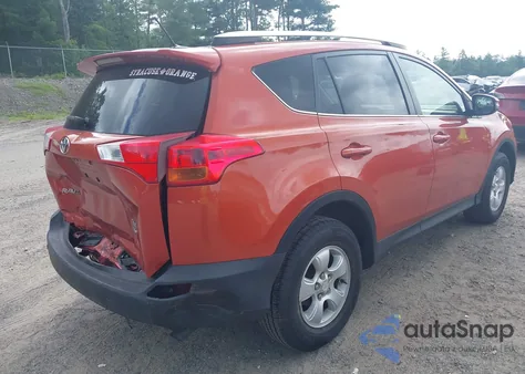 2015 Toyota Rav4 Xle z USA, uszkodzony, nr VIN JTMRFREV8FJ021275